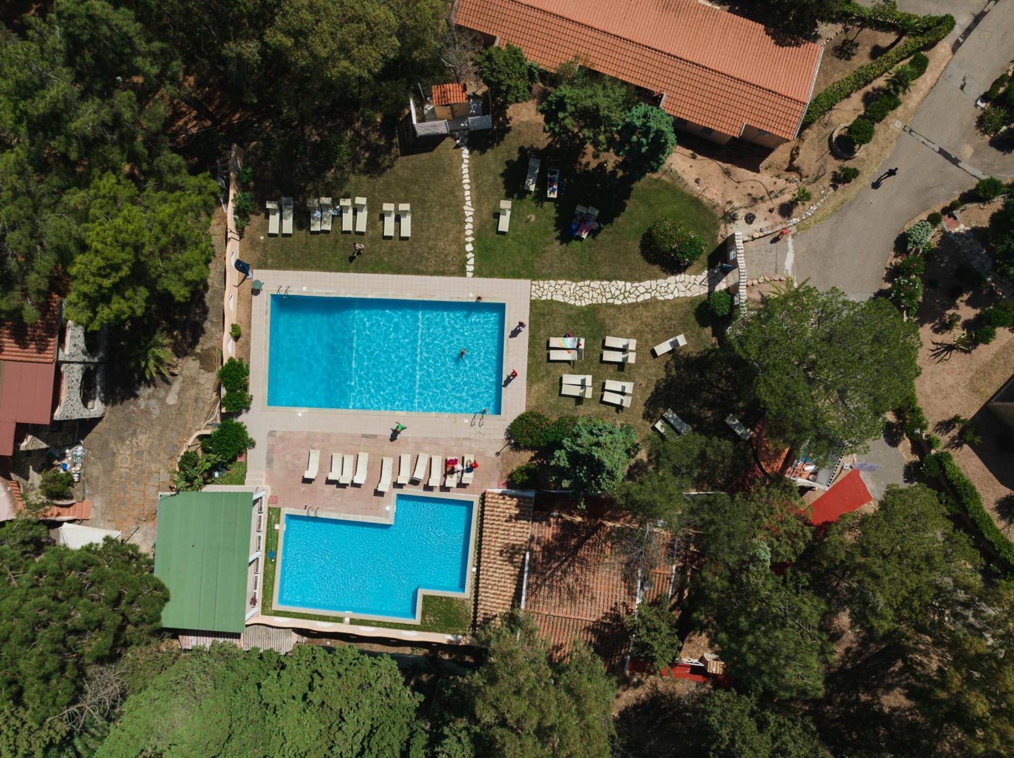 Hotel Amareclub Rocca Dorada à Santa Margherita di Pula Extérieur photo