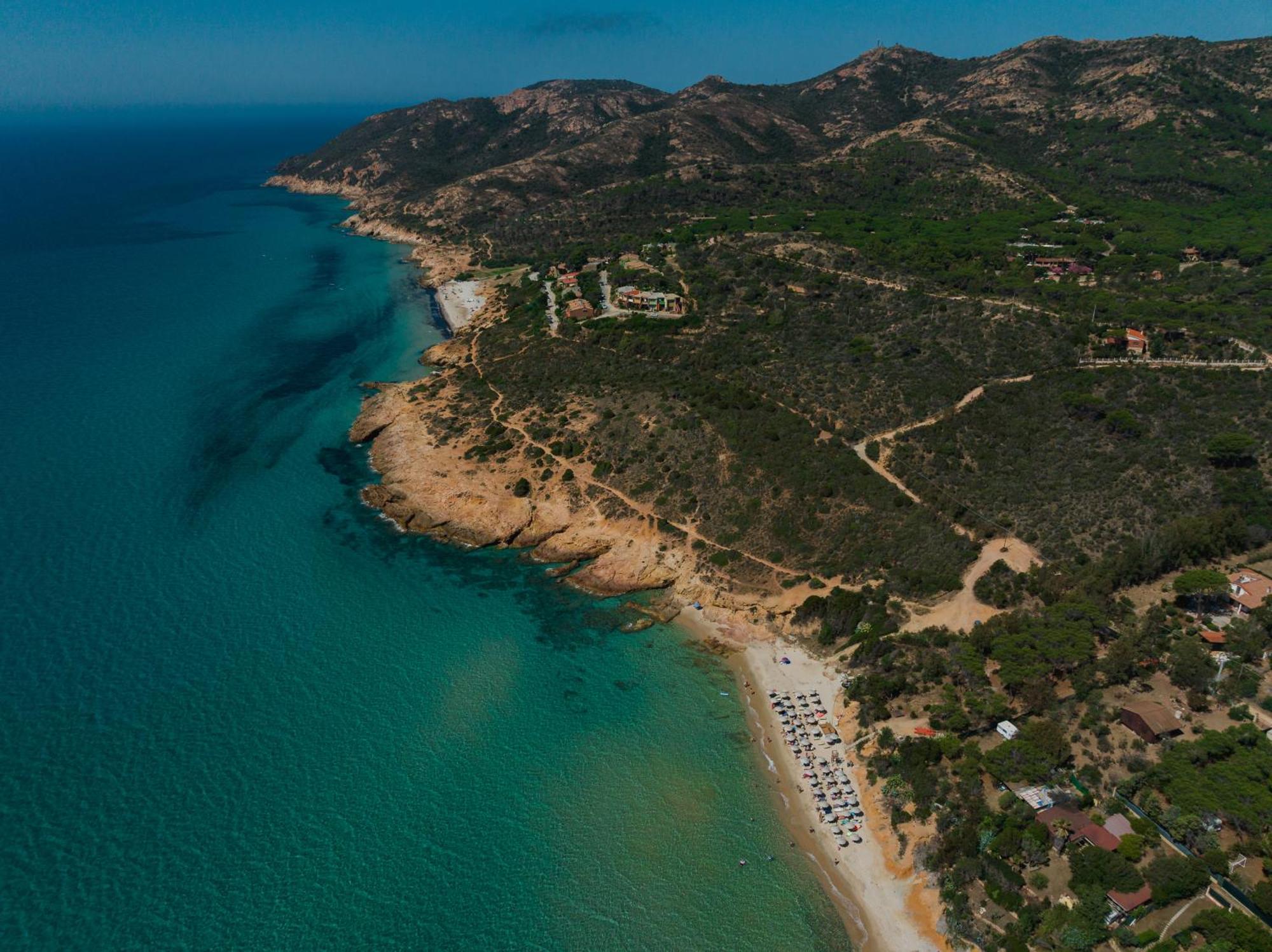 Hotel Amareclub Rocca Dorada à Santa Margherita di Pula Extérieur photo